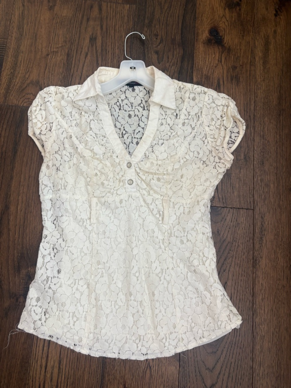 HeartSoul Cream Lace Button-Front Cap Sleeve Top
